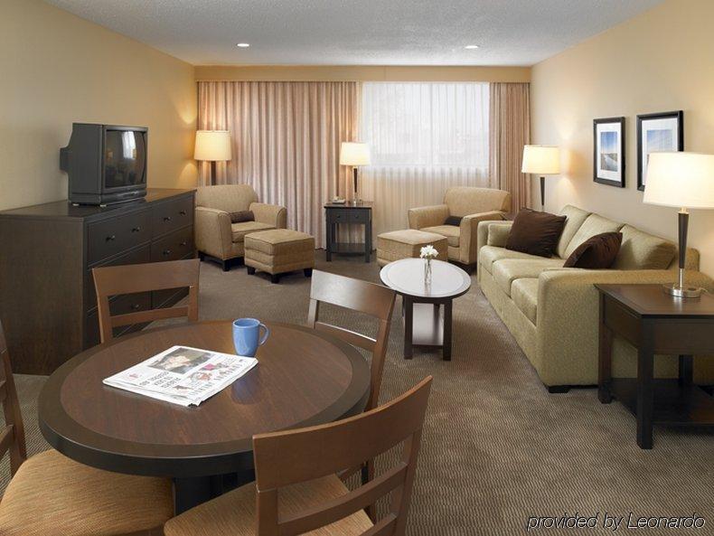 Baymont By Wyndham Red Deer Quarto foto