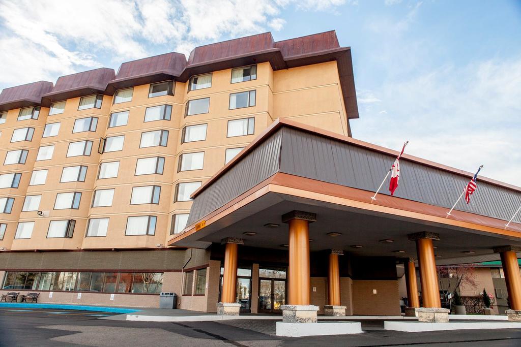 Baymont By Wyndham Red Deer Exterior foto